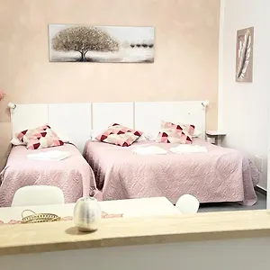 My House Gemelli Roma